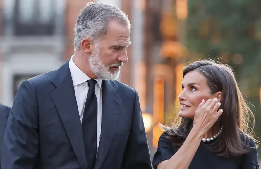 Pilar Eyre Destapa El Punto Negro De La Vida Privada De Letizia Y Felipe