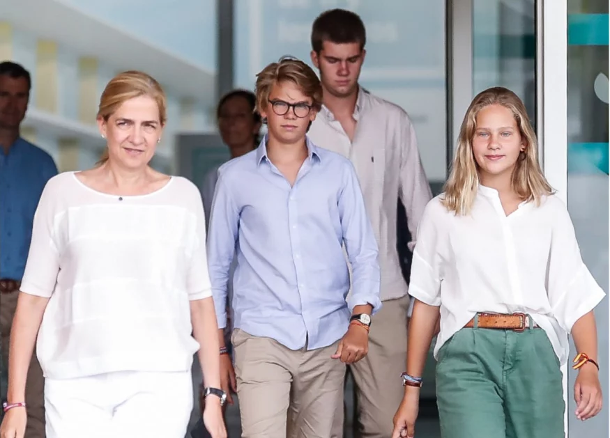 Salta La Liebre En La Casa Real Lo Que No Se Sabía De La Separación De Iñaki Urdangarin Y La Infanta Cristina Lo Cuenta Pilar Eyre