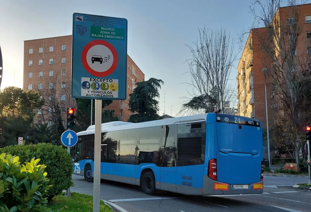 Un Respiro Inesperado Para Los Coches Sin Distintivo Ambiental