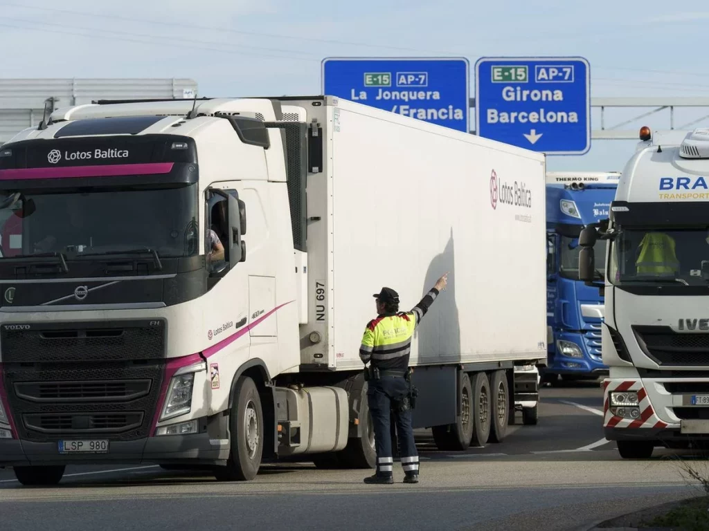 Diferencias Entre Camioneros Españoles E Internacionales