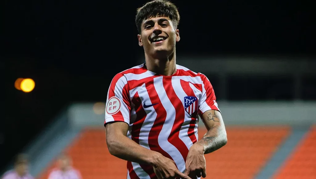 Carlos Martin Futbolista Atletico