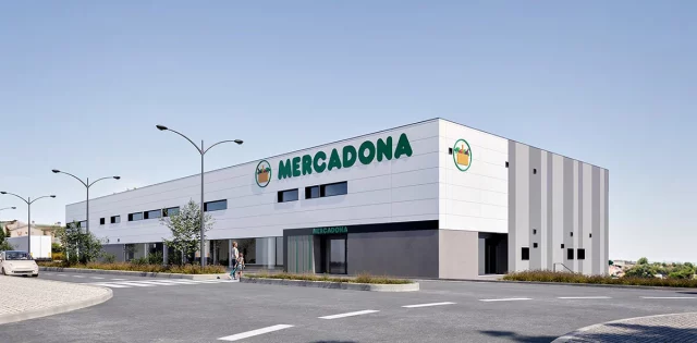 Mercadona Lanza Una Oferta Laboral Sin Precedentes: Dos Días De Trabajo Por Casi 900 Euros