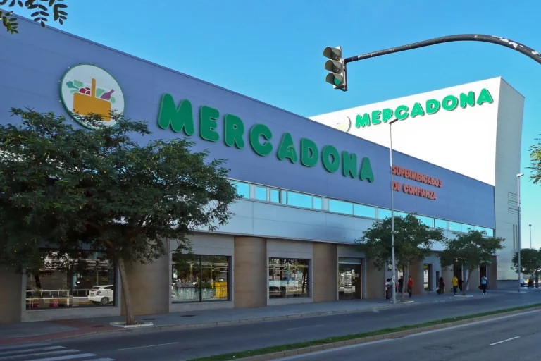 La joya de la sección de perfumería de Mercadona es esta colonia barata que huele y aguanta como las caras