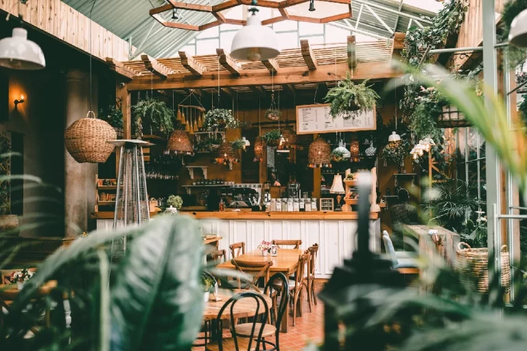 ¿Cómo montar un restaurante sostenible en España en 2025?