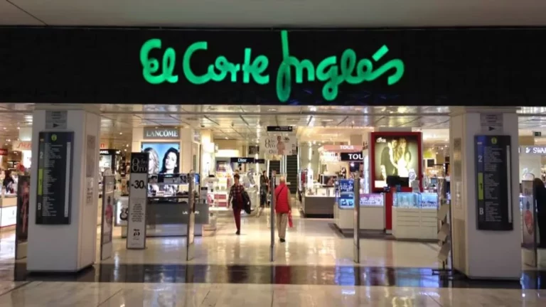 Trajes de hombre de El Corte Inglés a precios increíbles en su web