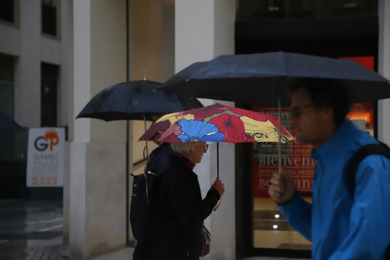 Previsión del tiempo de la AEMET: alerta por lluvias en 14 provincias