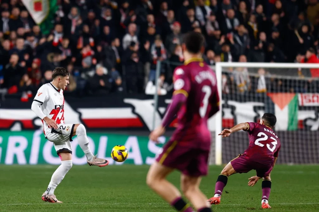 Andrei Ratiu, El Elegido Para Sustituir A Bellerín En El Betis De Manuel Pellegrini