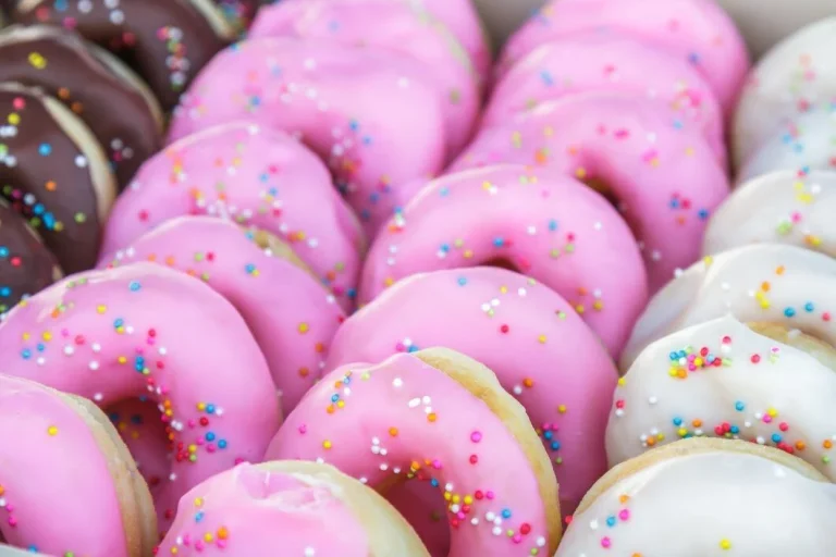 Cómo hacer donuts caseros que harán que tus amigos te pidan la receta a gritos