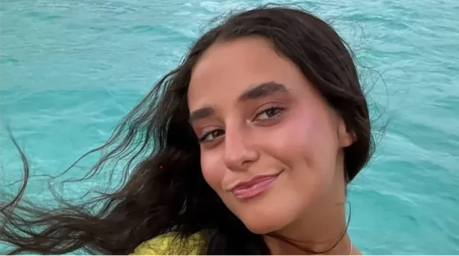 Encontronazo En La Casa Real: Victoria Federica La Lía En Público
