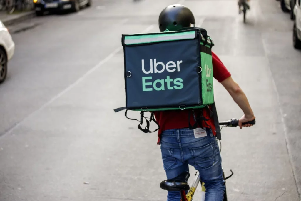 Europapress 6281159 Filed 02 September 2021 Berlin Silvan Driver For Food Delivery Service Uber 2