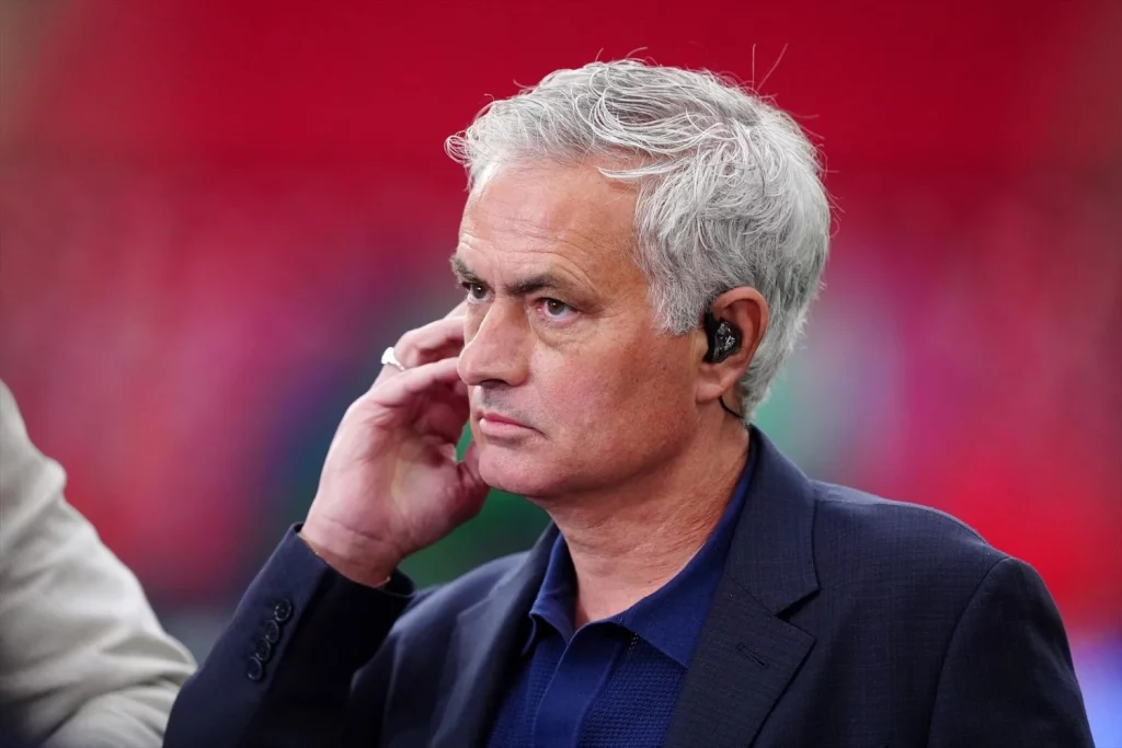 Fenerbahçe Cierra Filas En Defensa De Mourinho
