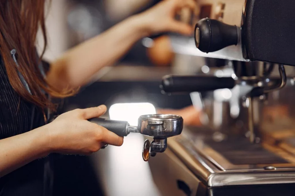 Hola Coffee Lagasca: Un Templo Para Los Amantes Del Café