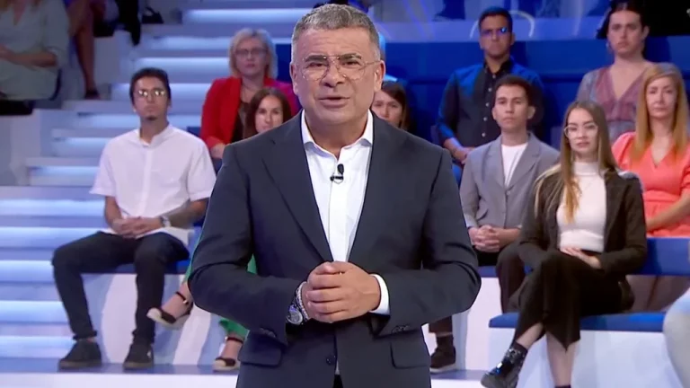 Jorge Javier Vázquez se quiebra en directo en ‘Hay una cosa que te quiero decir’