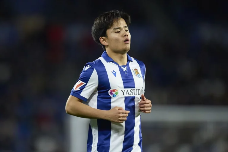 Take Kubo conecta con el Real Madrid para presionar a la Real Sociedad