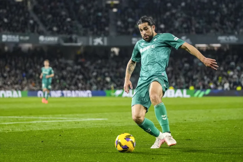 La Necesidad De Un Lateral Izquierdo
