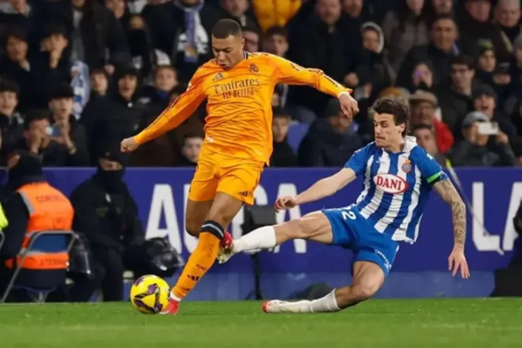 Los fantasmas por la entrada de Romero a Mbappé reaparecen para el Osasuna - Real Madrid Fuente: Dídac Aguirre