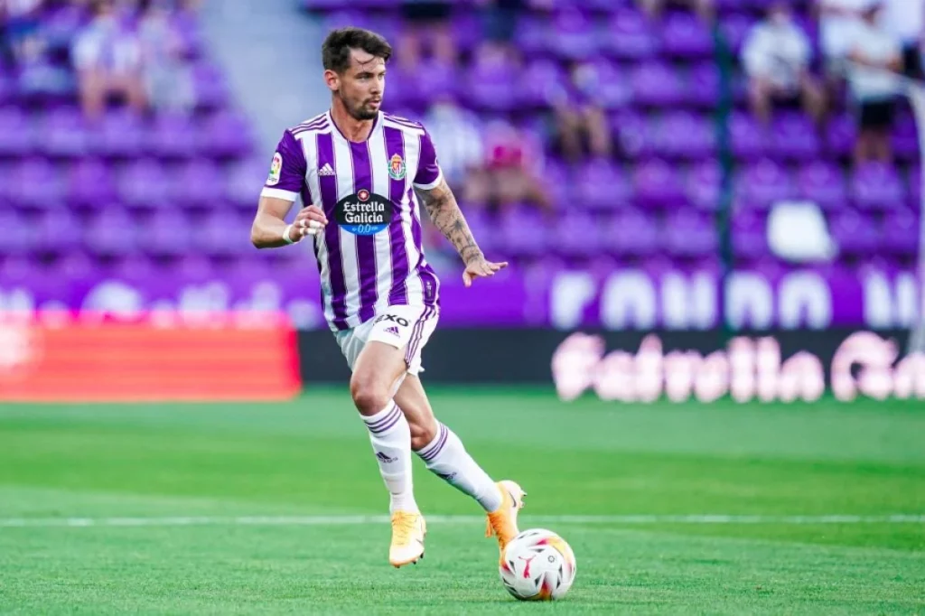 Luis Pérez Deja De Ser Capitán Del Valladolid Tras Su Incidente Con Latasa. Fuente: Real Valladolid