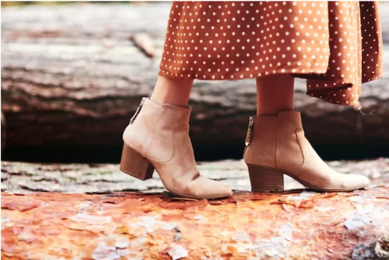 Oferta histórica en Massimo Dutti: te ahorras casi 100 euros en los botines de ante más buscados
