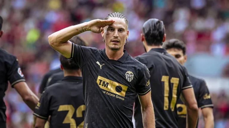 Sergi Canós recibe un ultimátum del Valencia CF