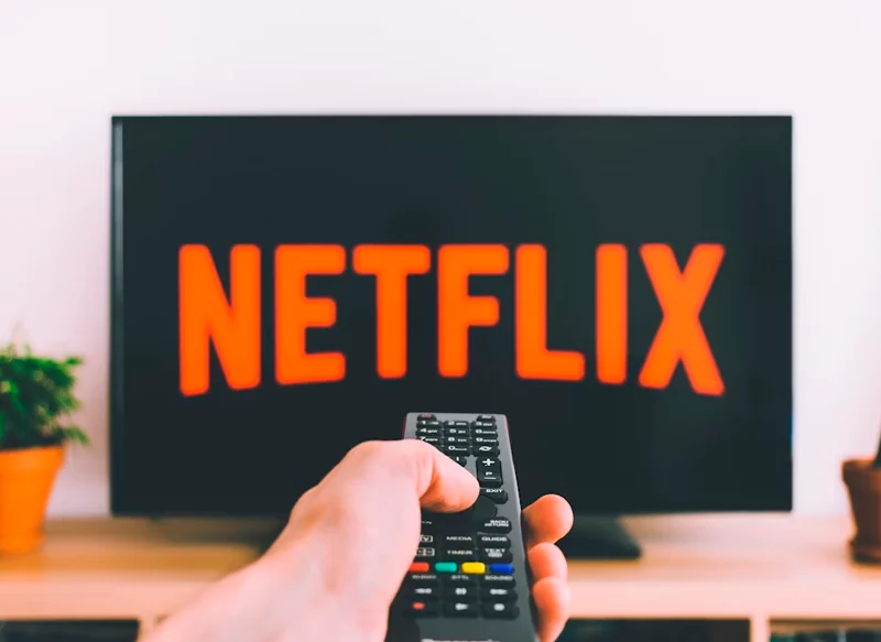 TAMBIÉN FUNCIONA CON LOS ANUNCIOS DE MITAD DE PELÍCULA DE NETFLIX