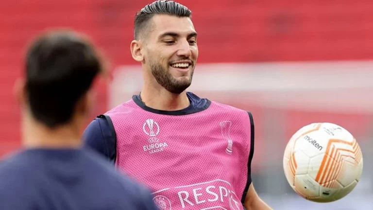 Rafa Mir logra salida inminente del Valencia CF y de LaLiga