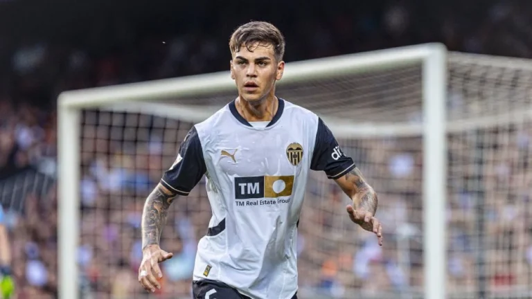 Enzo Barrenechea incendia su fichaje por el Valencia CF: maniobra clave