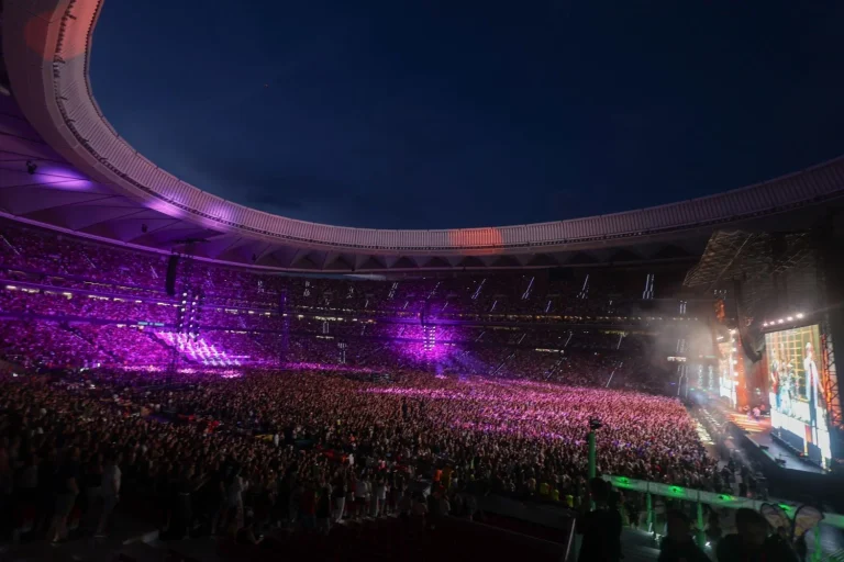 El Bernabéu se queda sin conciertos también en 2026: Shakira, Oasis y Bad Bunny miran el Metropolitano