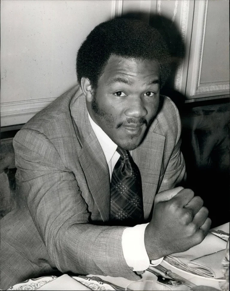 Muere a los 76 años el mítico boxeador estadounidense George Foreman