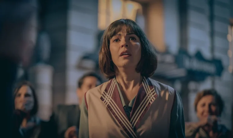 Telecinco aprovecha ‘La isla de las tentaciones’ para liderar con ‘La Favorita 1922’
