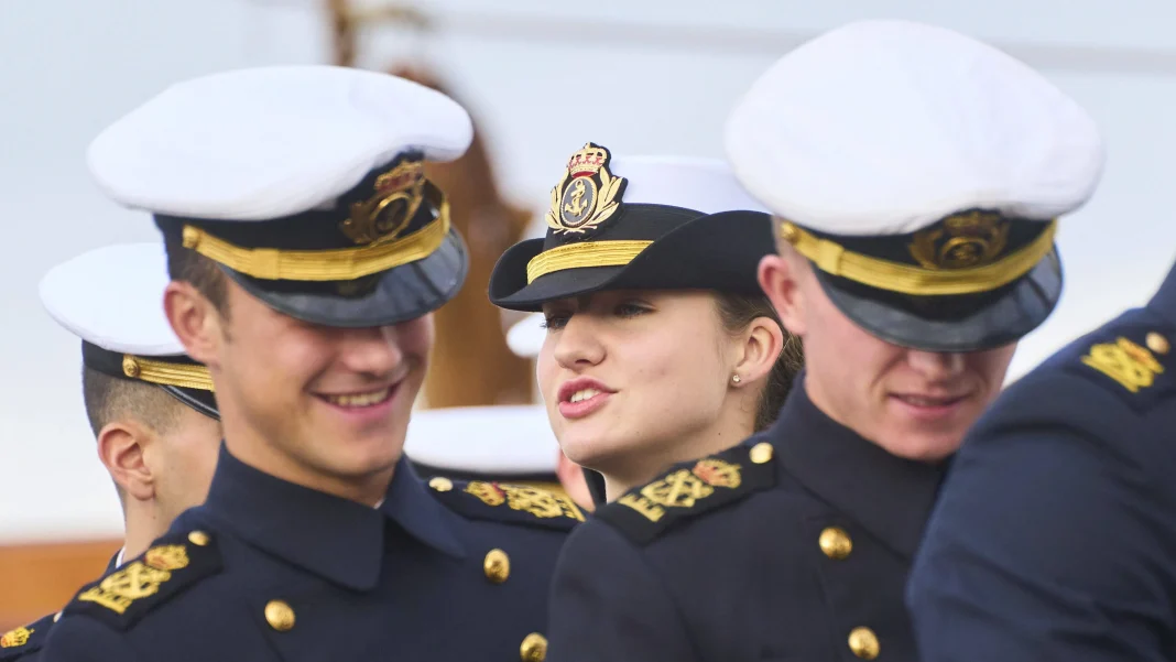 Los desafíos físicos y emocionales que enfrenta Leonor a bordo del Elcano 