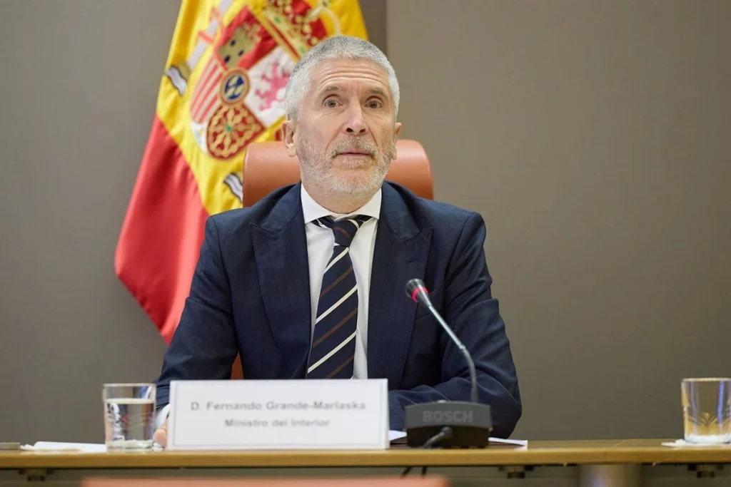 Más Recursos Y Formación Para Las Fuerzas De Seguridad