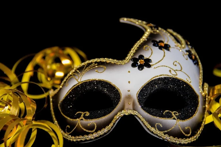 Plataformas 360 y fotomatones para bodas: la tendencia más cool del momento
