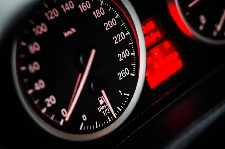 Mitos comunes sobre los seguros de coche