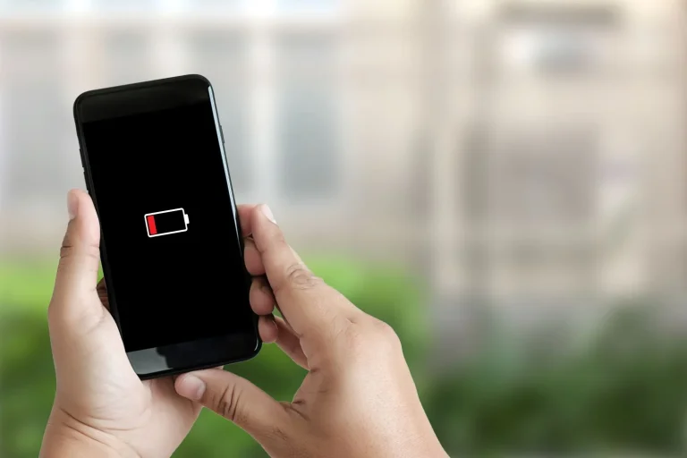 Así puedes cargar tu móvil sin electricidad ni enchufes