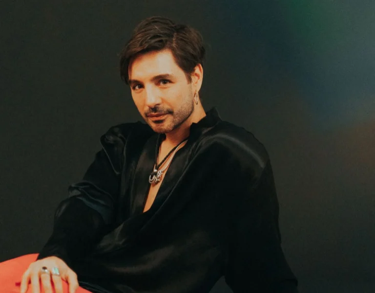 Polo Nández: «’Tu Confía’ es una canción que me hubiese gustado escuchar de pequeño»