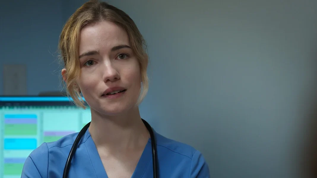 Danny Simms es la figura principal de la serie