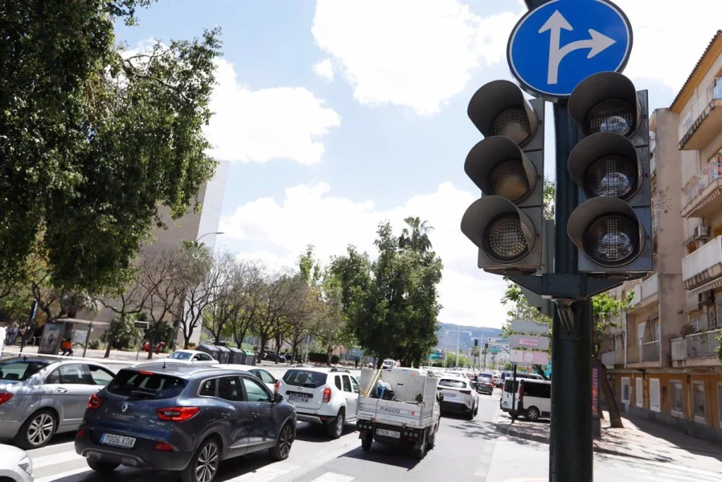 De La Incertidumbre Al Ingenio: Cómo Improvisaron Miles De Autónomos Para Salvar El Día