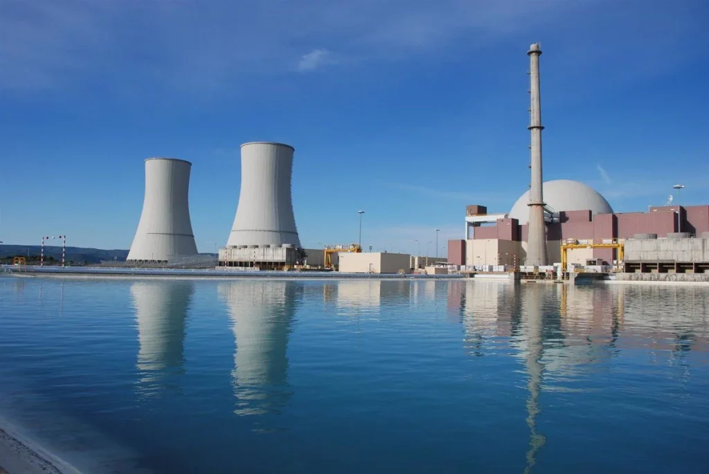 El Cierre Progresivo De Las Centrales Nucleares: ¿Decisión Política O Riesgo Técnico?