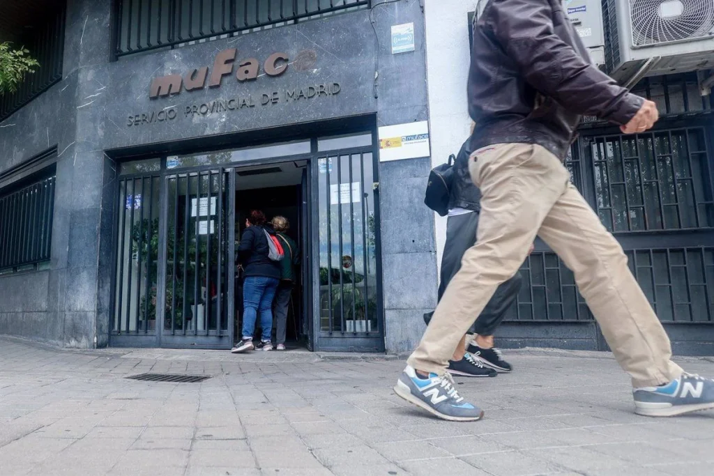 El Dilema Sanitario De Los Funcionarios: ¿Continuidad O Cambio?