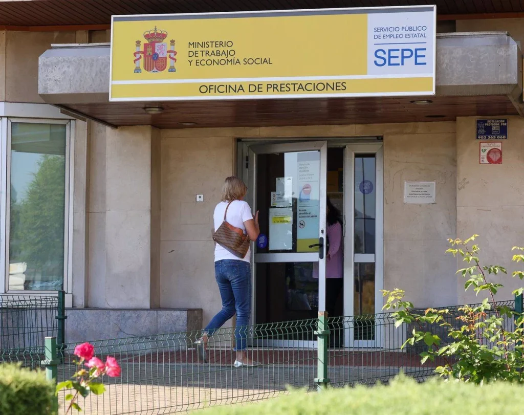 Ingreso Mínimo Vital: Una Red De Apoyo También Para Mayores De 50 Años