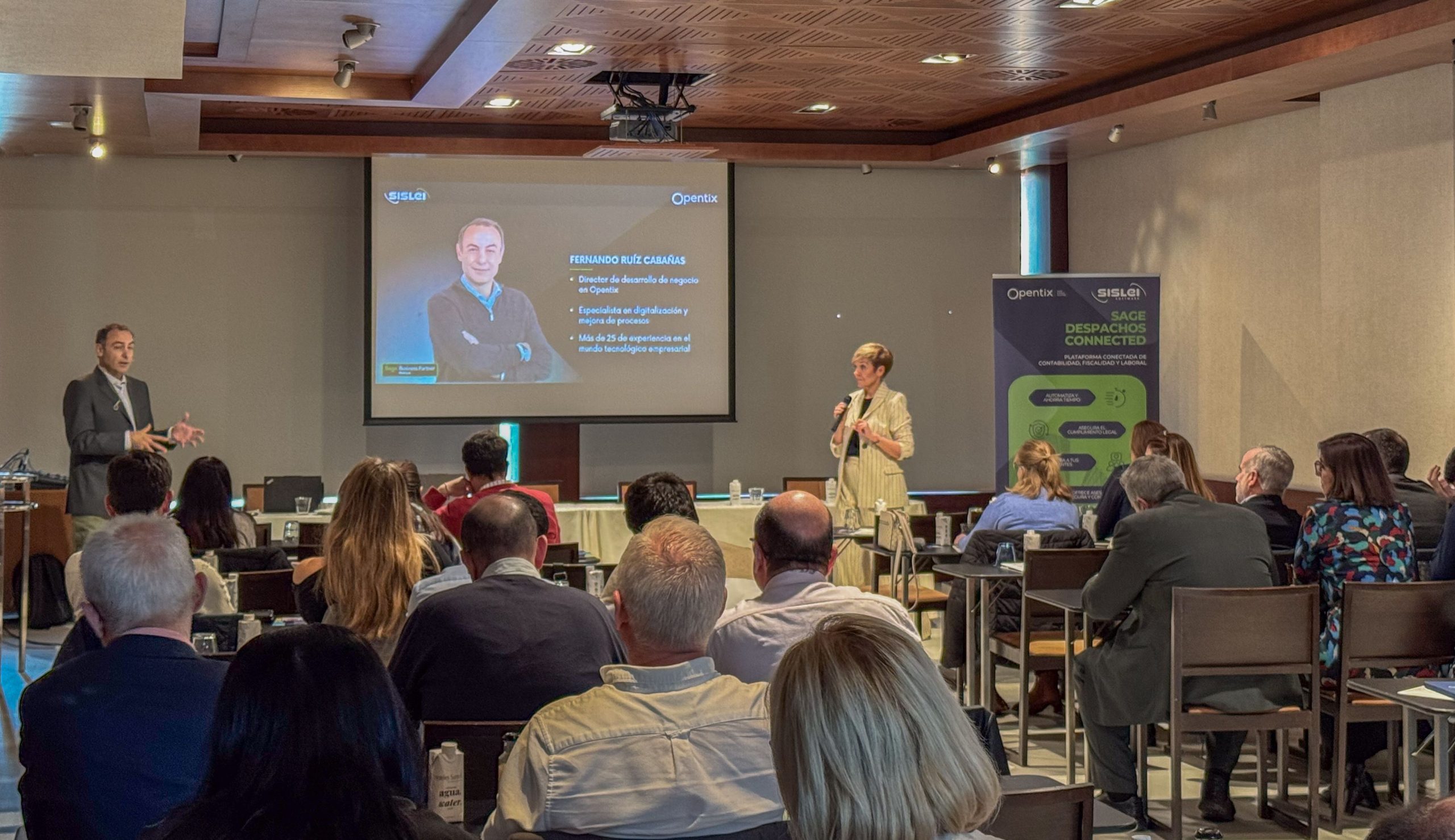 Np Opentix Y Sislei Reunen A Ms De 160 Asesorias En Su Gira De Eventos Scaled