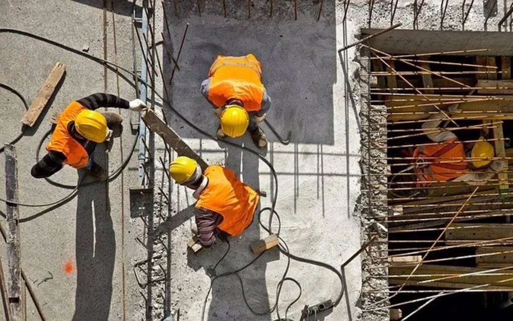 Un Mercado Laboral Cada Vez Más Envejecido: El Nuevo Perfil Del Trabajador En Riesgo