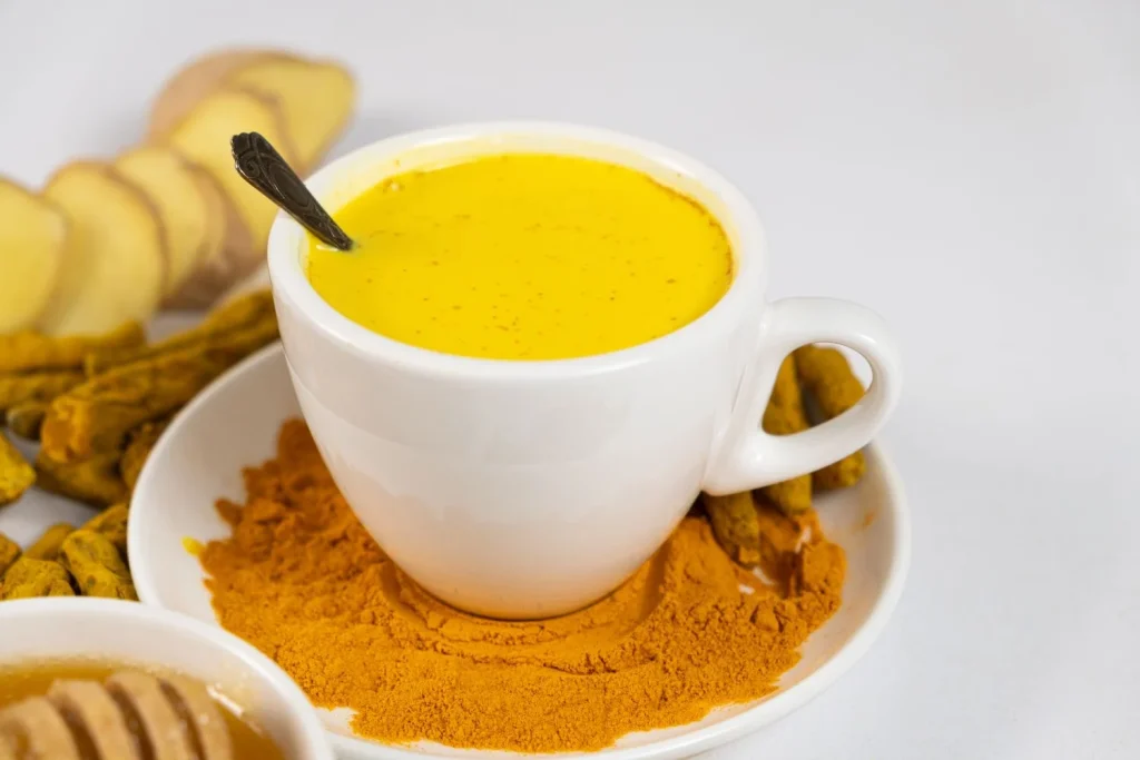 ¿Oro Líquido Sin Contras? Consideraciones Antes De Abrazar La Cúrcuma Como Tu Aliado Antiinflamatorio