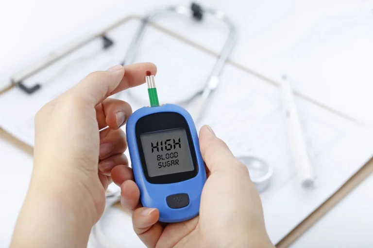 Esa bebida de cada día podría ser la culpable de que acabes con diabetes este verano