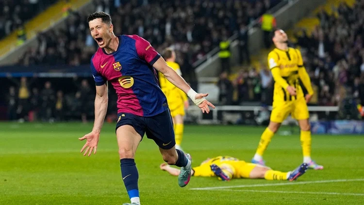 Hansi Flick Lewandowski Dortmund Fc Barcelona Fuente: Fc Barcelona