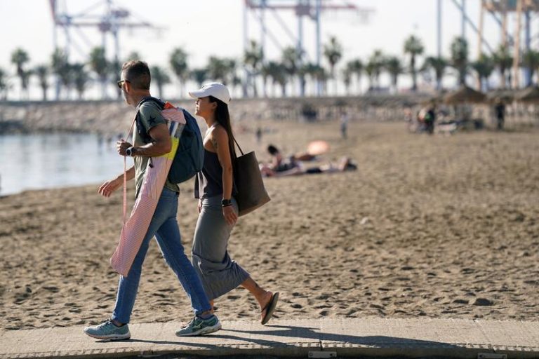 La AEMET da un aviso por altas temperaturas en el sur de España