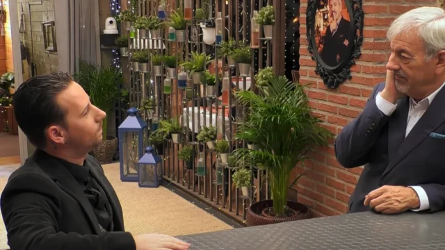 Actividad Paranormal En ‘First Dates’: Una Cita Reveló Su Aterradora Experiencia Con Su Bisabuela 