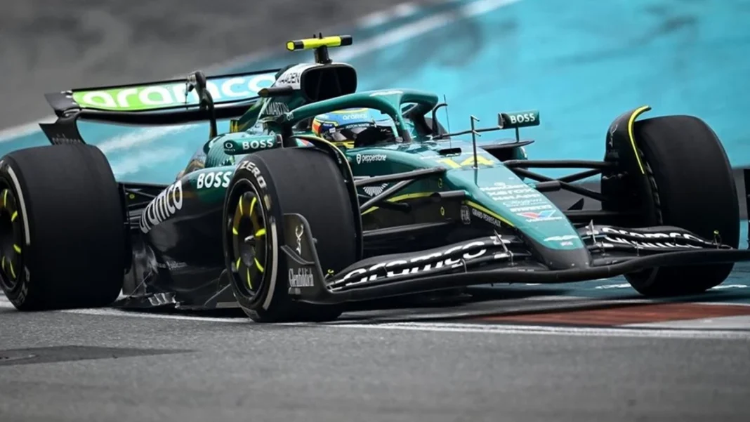 Aston Martin tira la casa por la ventana en los dominios de Ferrari: 7 mejoras para Fernando Alonso Fuente: Motorsport.com