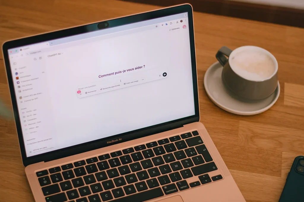 CÓMO ACTUAN LOS CIBERDELINCUENTES EN EL TIMO DE CHATGPT
