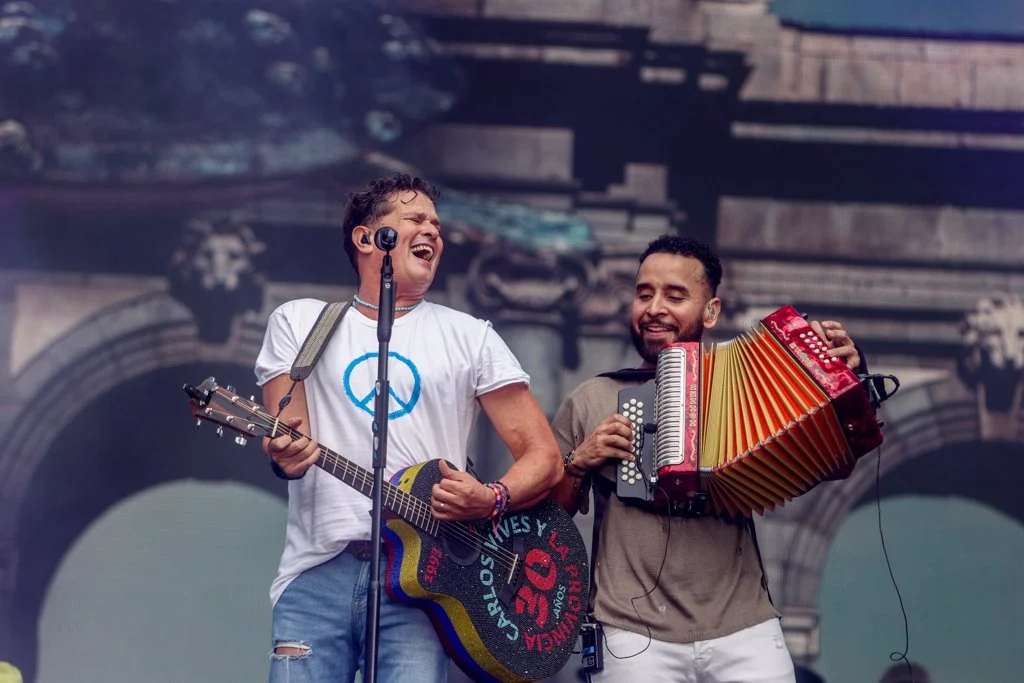 Carlos Vives Y La Realeza